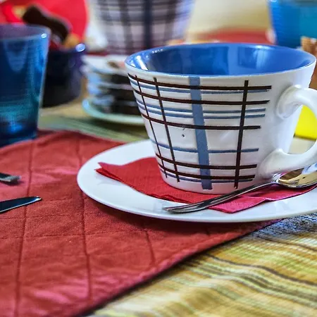 Alojamento de Acomodação e Pequeno-almoço Mari E Luci